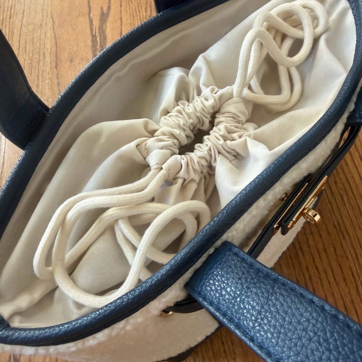 Charleston Mini Teddy Tote