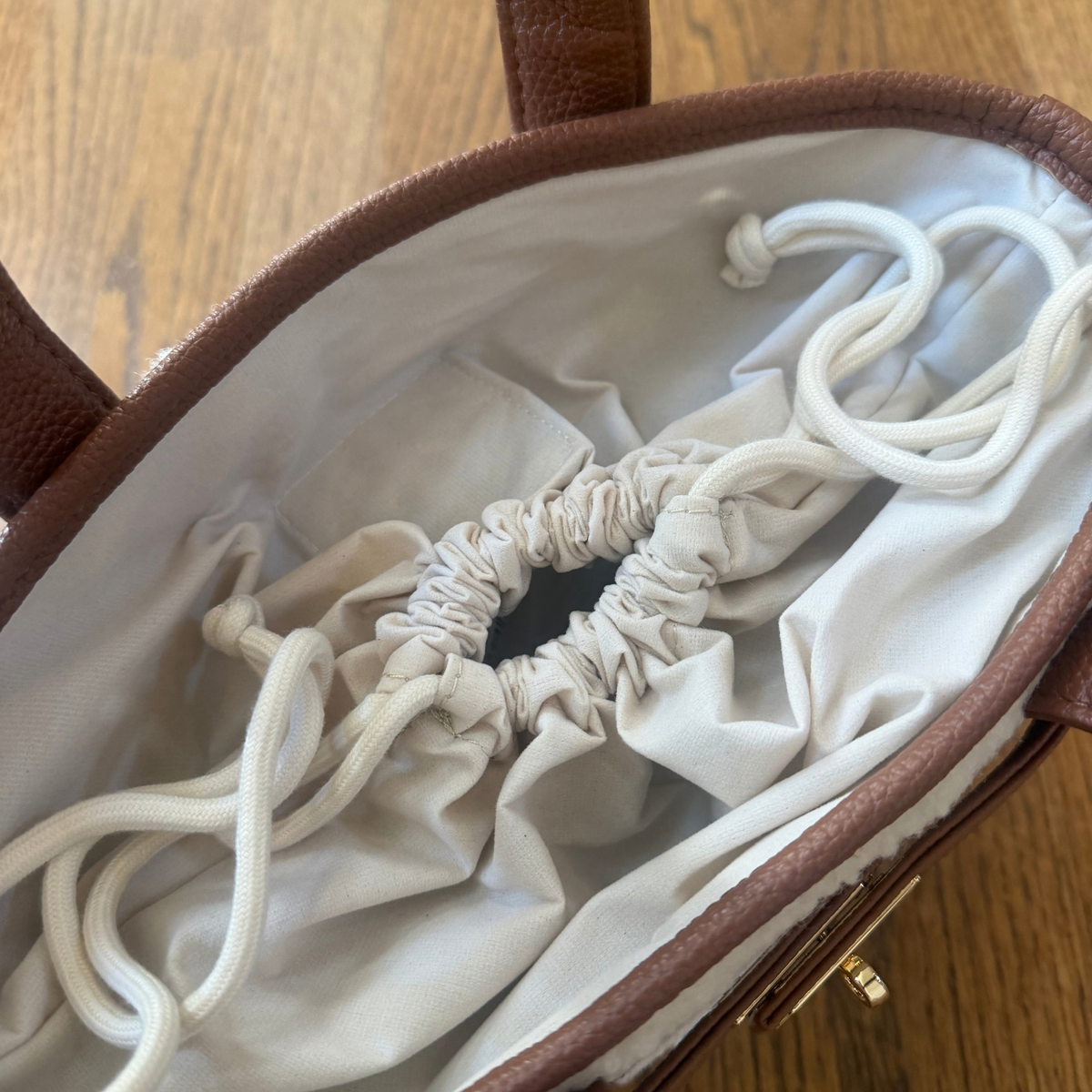 Charleston Mini Teddy Tote