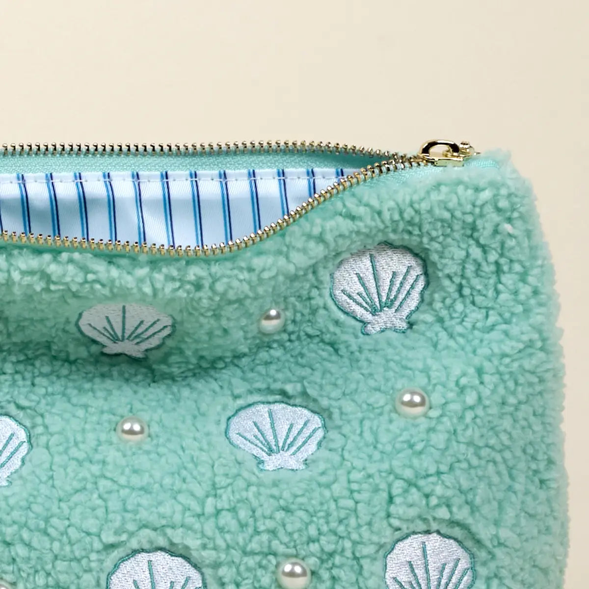 Teddy Pouch - Seashells & Pearls