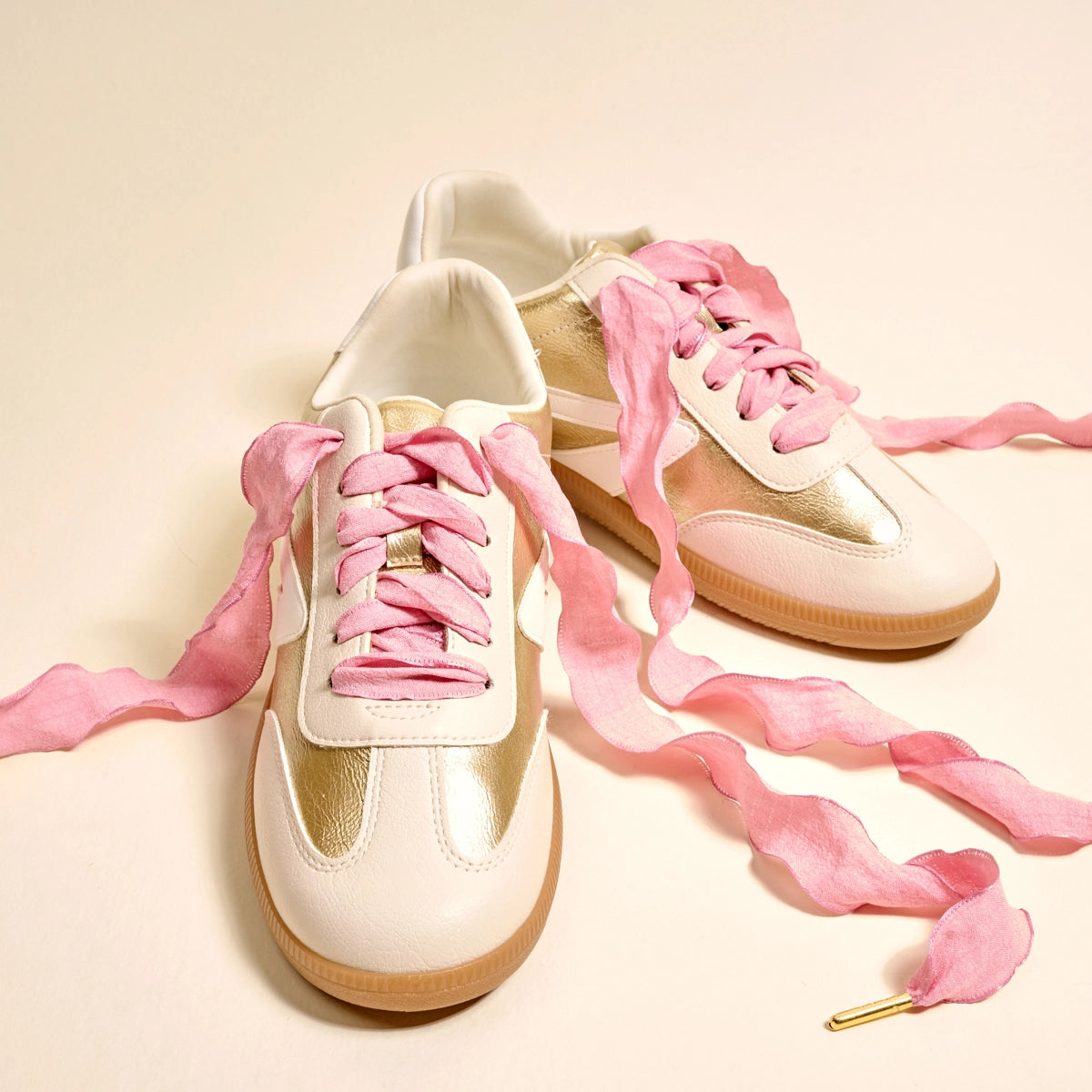 Pink Frilly Ribbon Shoelaces