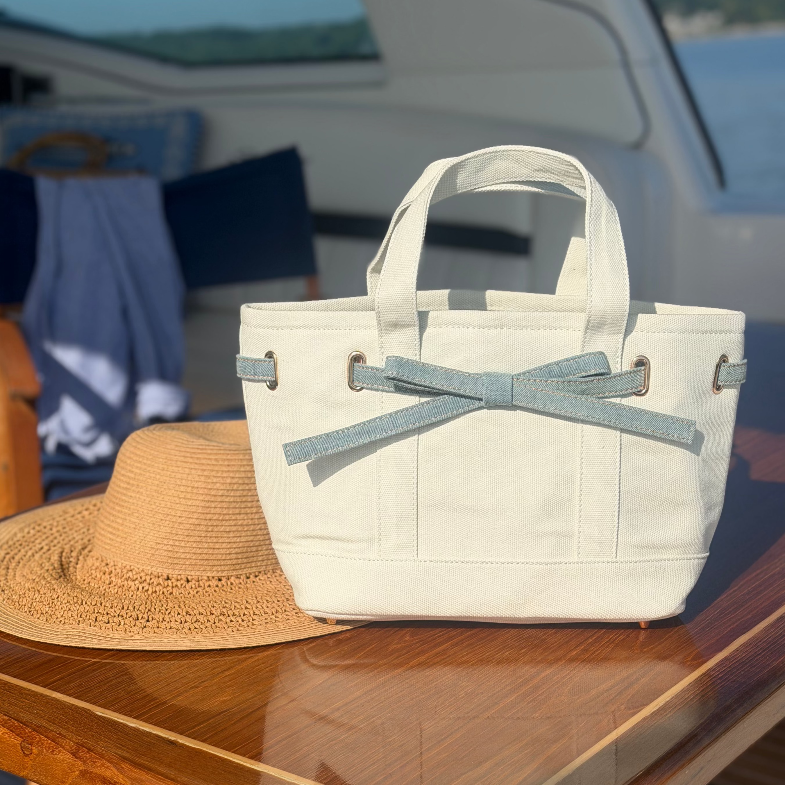 Tucker Bow Tote