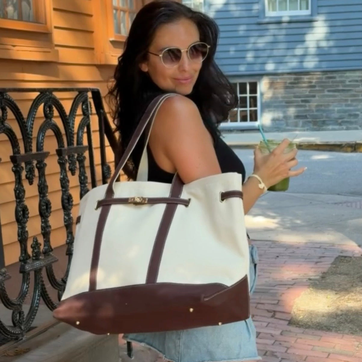 Charleston Large Carryall Tote