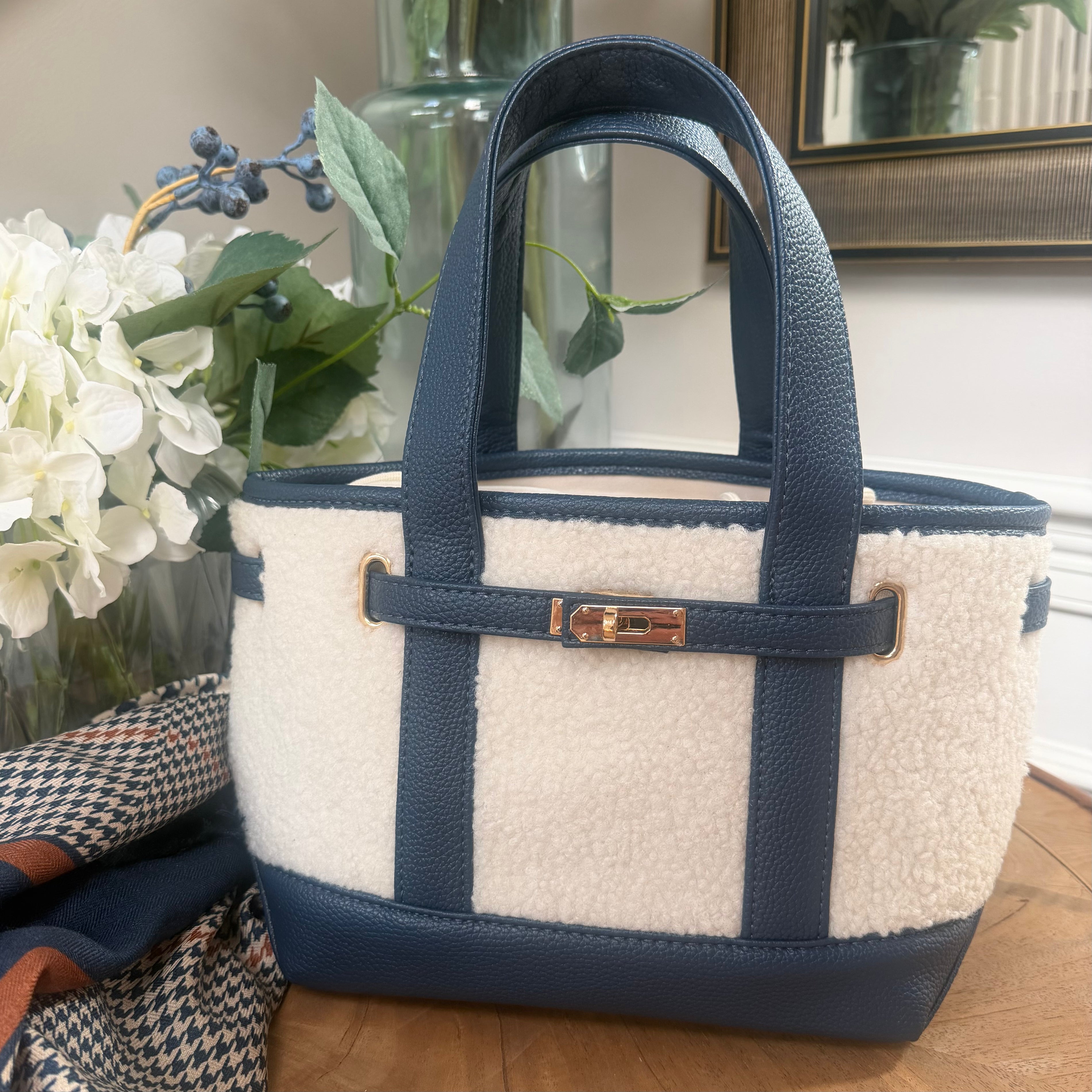Charleston Mini Teddy Tote