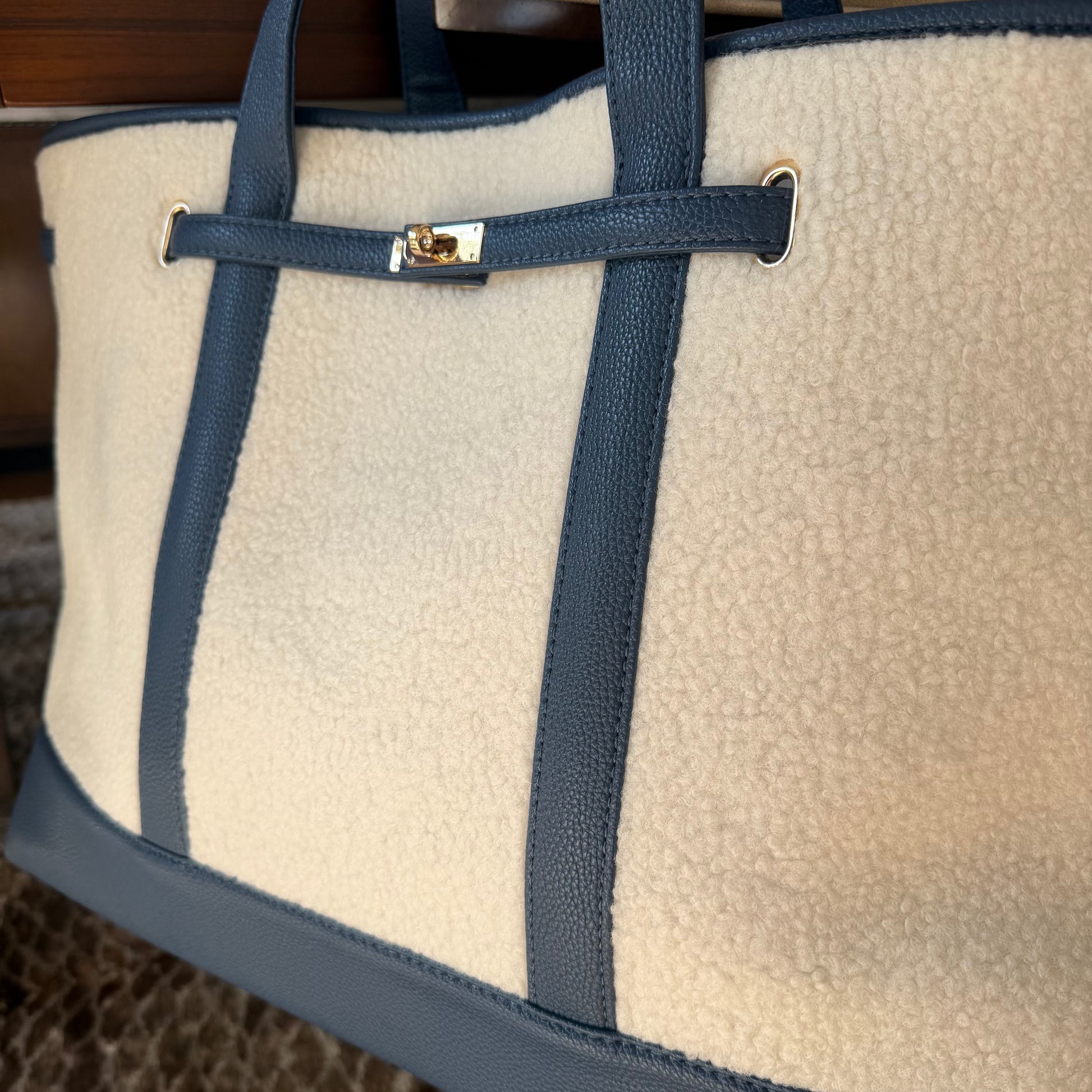 Charleston Large Teddy Tote