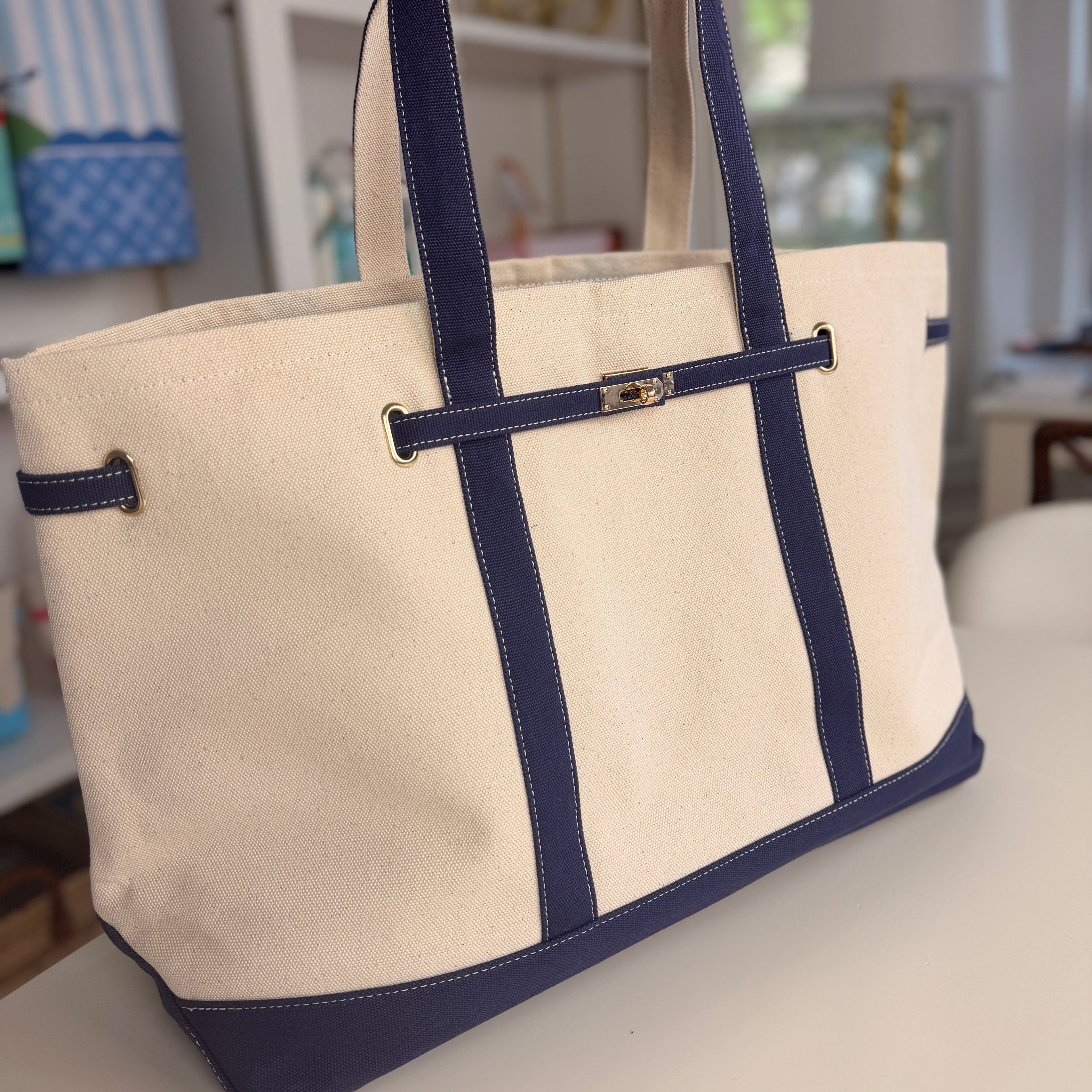 Charleston Large Carryall Tote