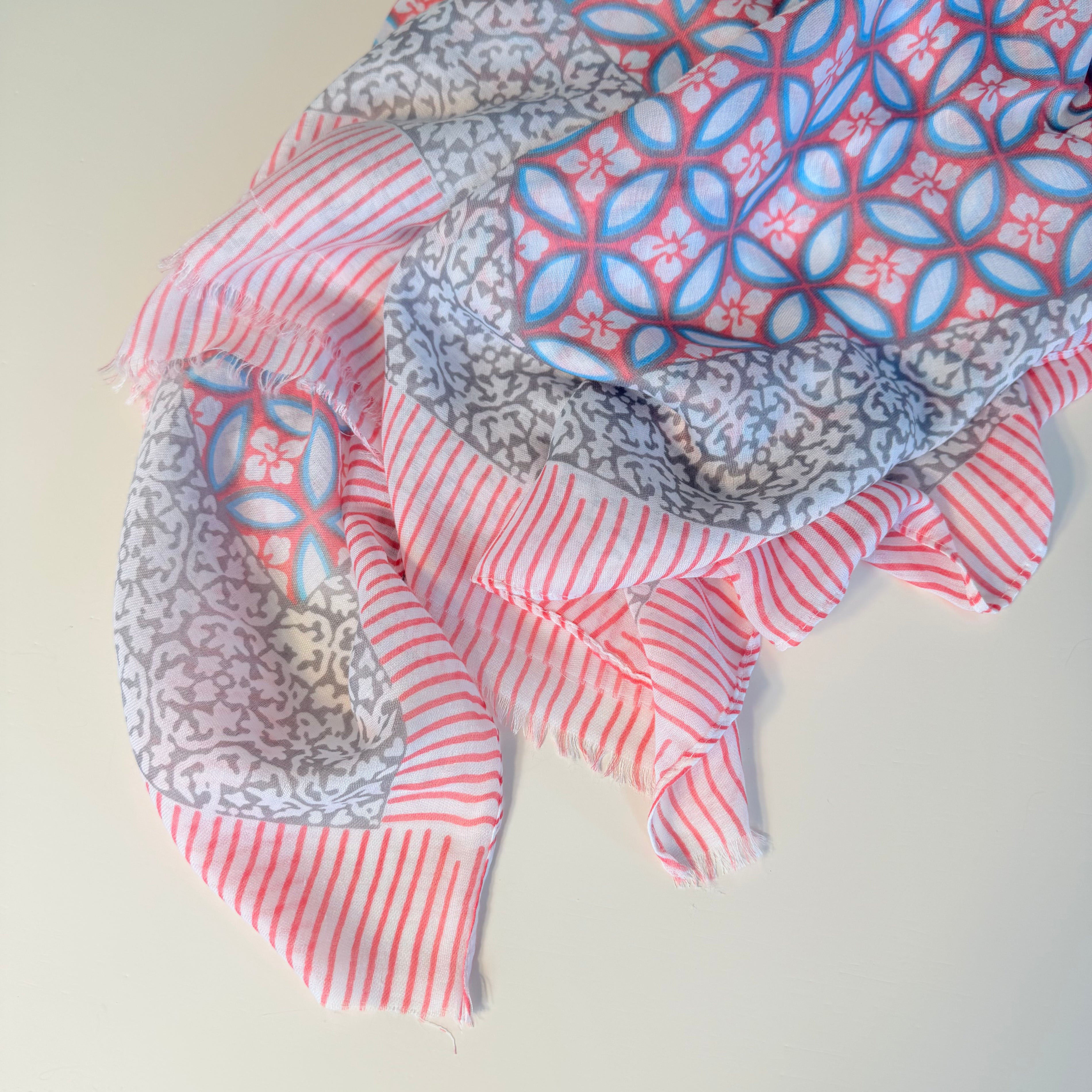 Geometric Print Scarf