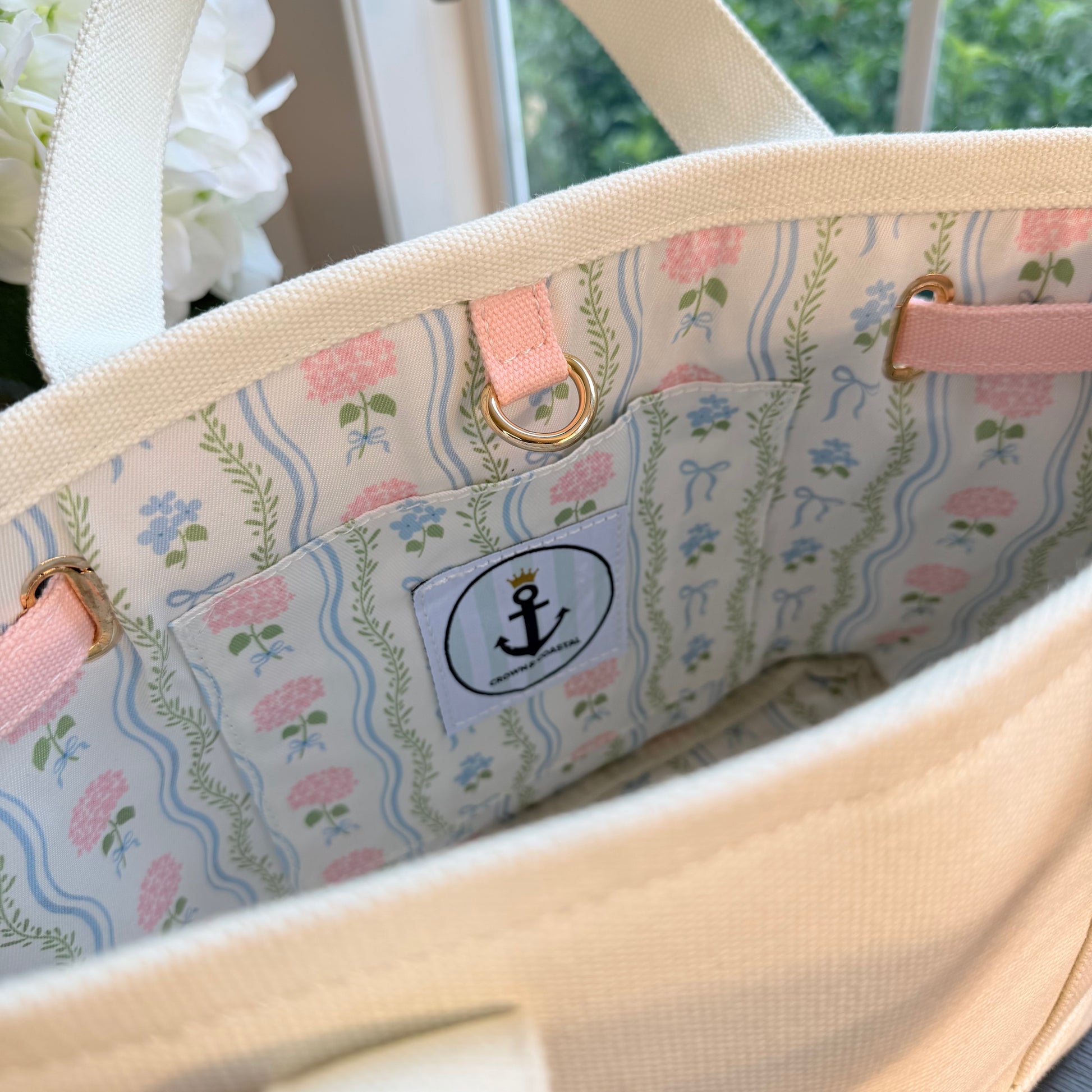 Tucker Bow Tote