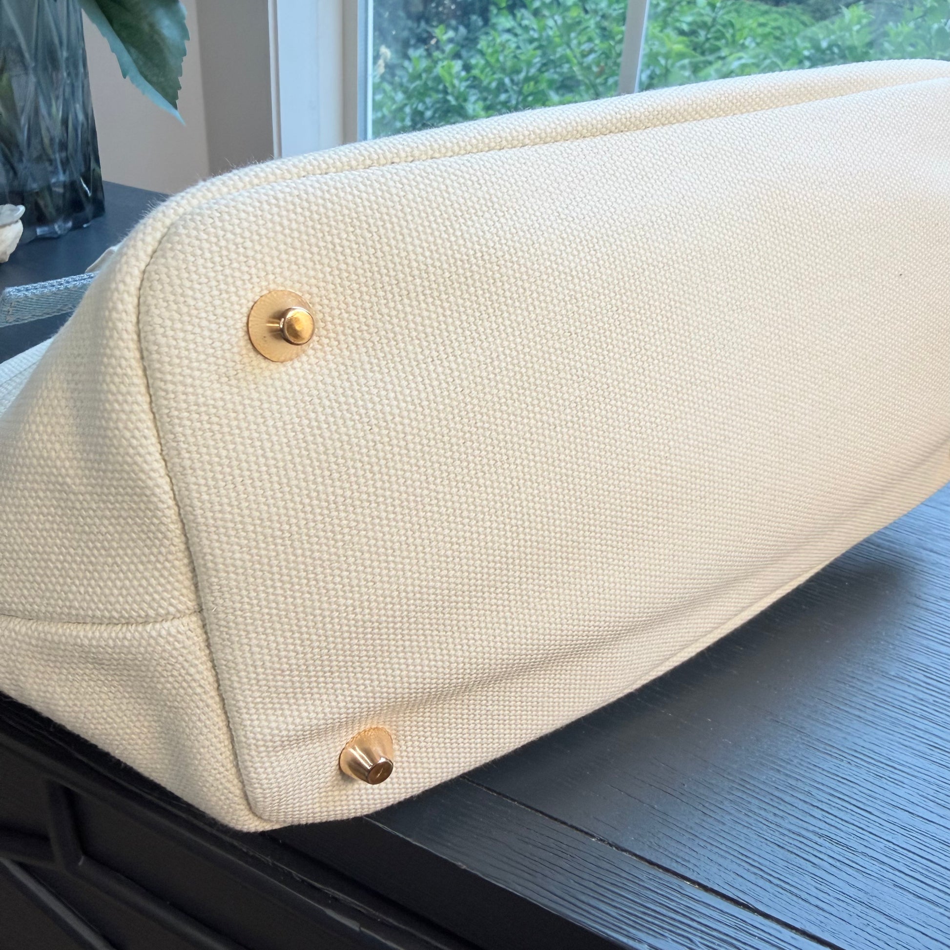 Tucker Bow Tote
