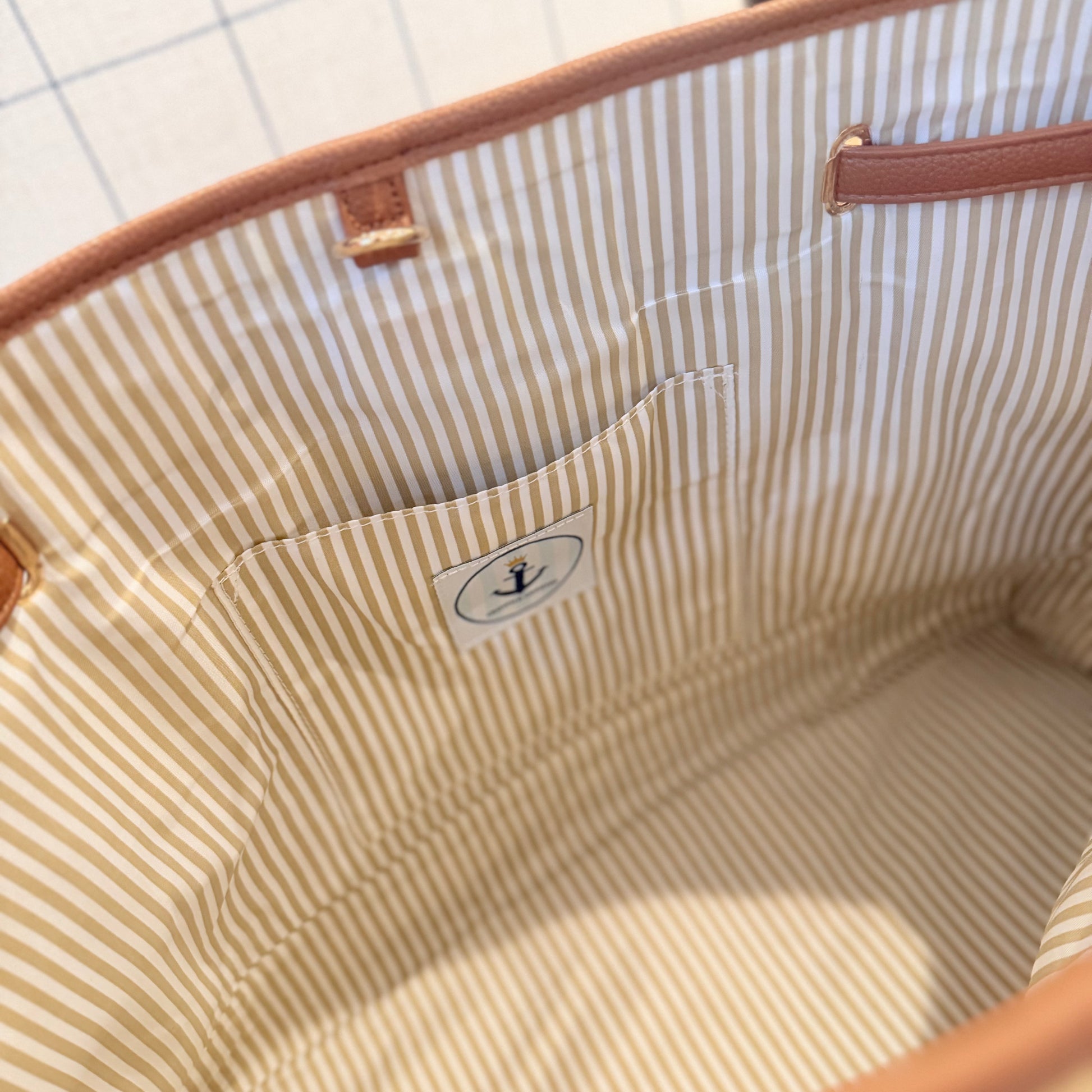 Charleston Large Tote - Basketweave