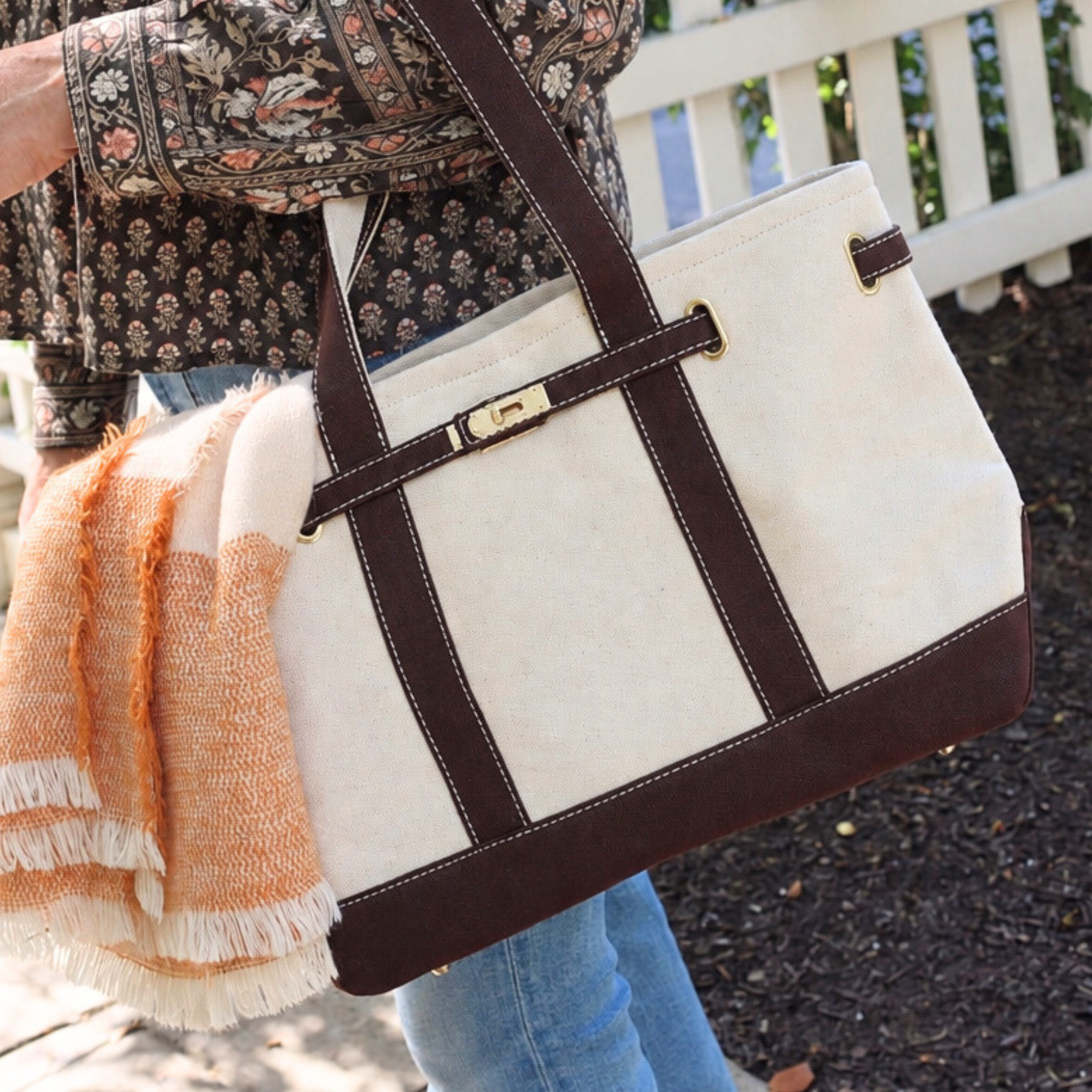 Charleston Everyday Tote