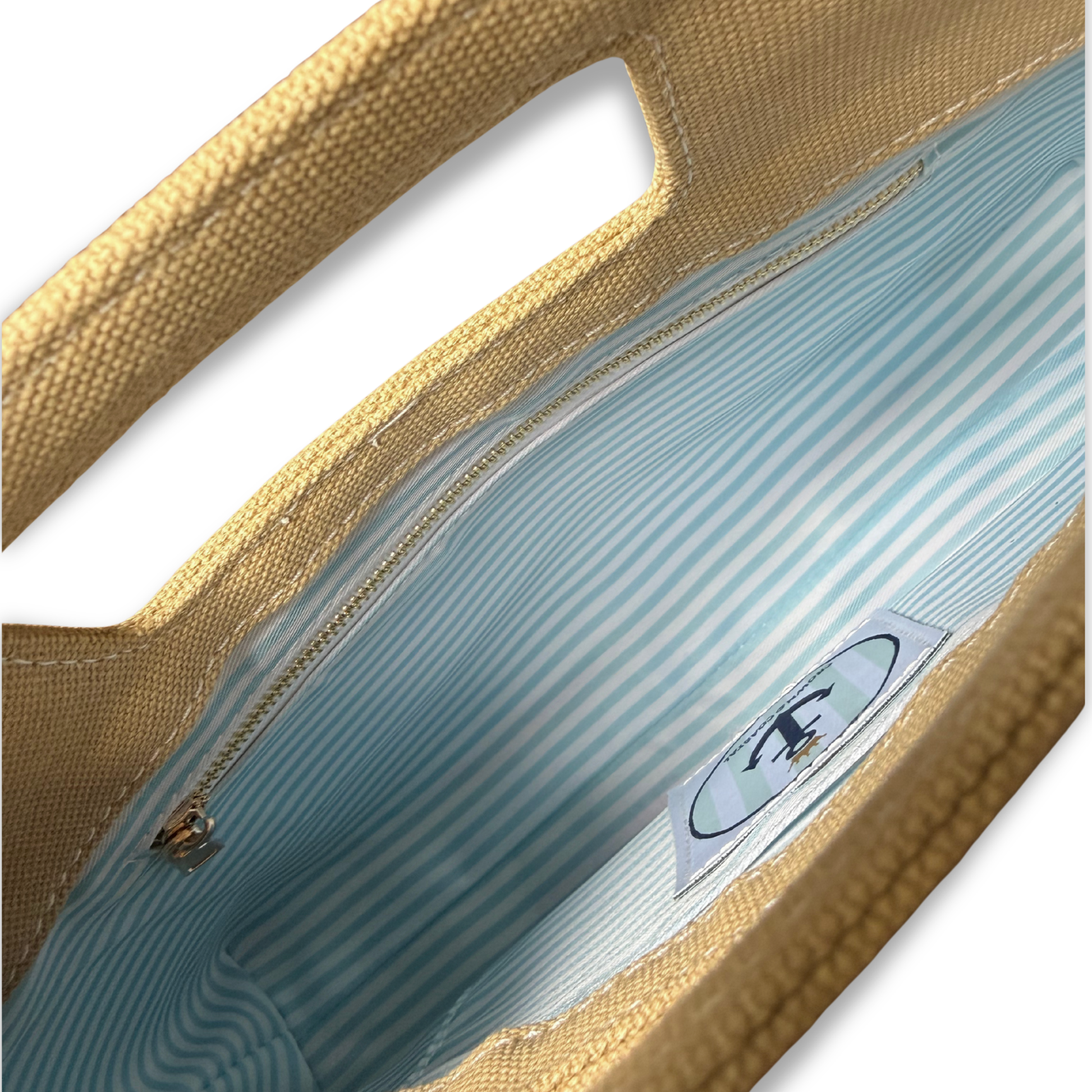 Coastal Clutch